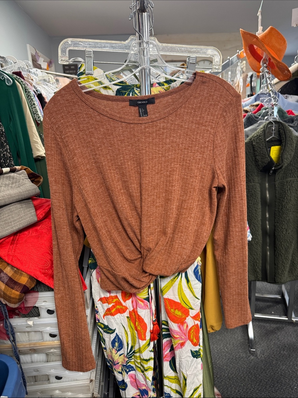 Forever 21 top M // 091709